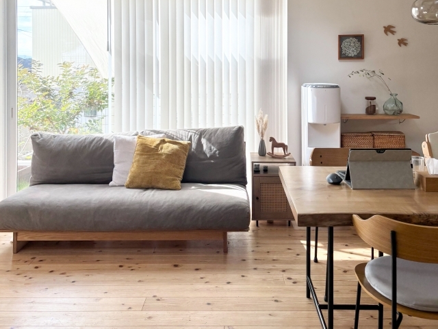 春の週末を心地よく過ごす。リビング時間を整える住まいの工夫。